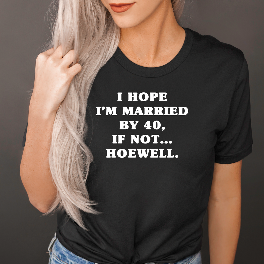 Hoewell black tee